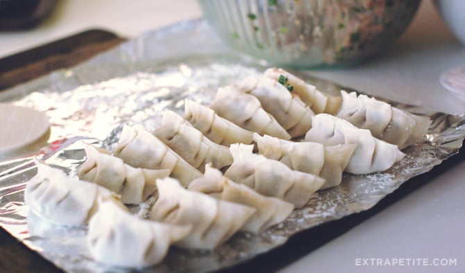 dumpling folding2