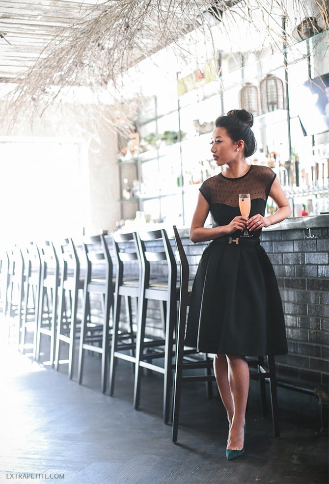 classic date night valentines day outfit black pleated skirt