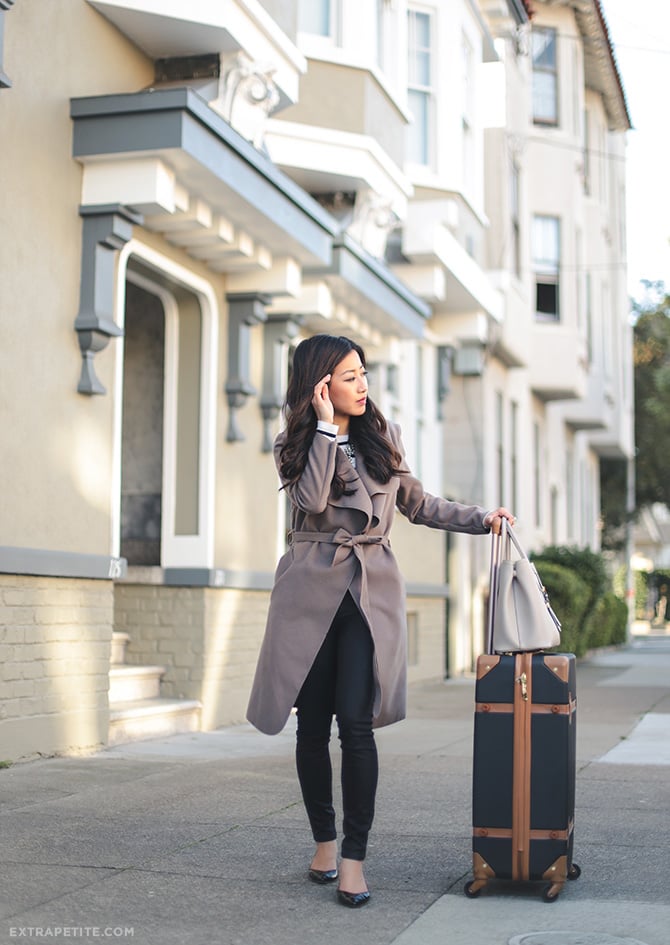 boston airport casual travel outfit DVF adieu luggage