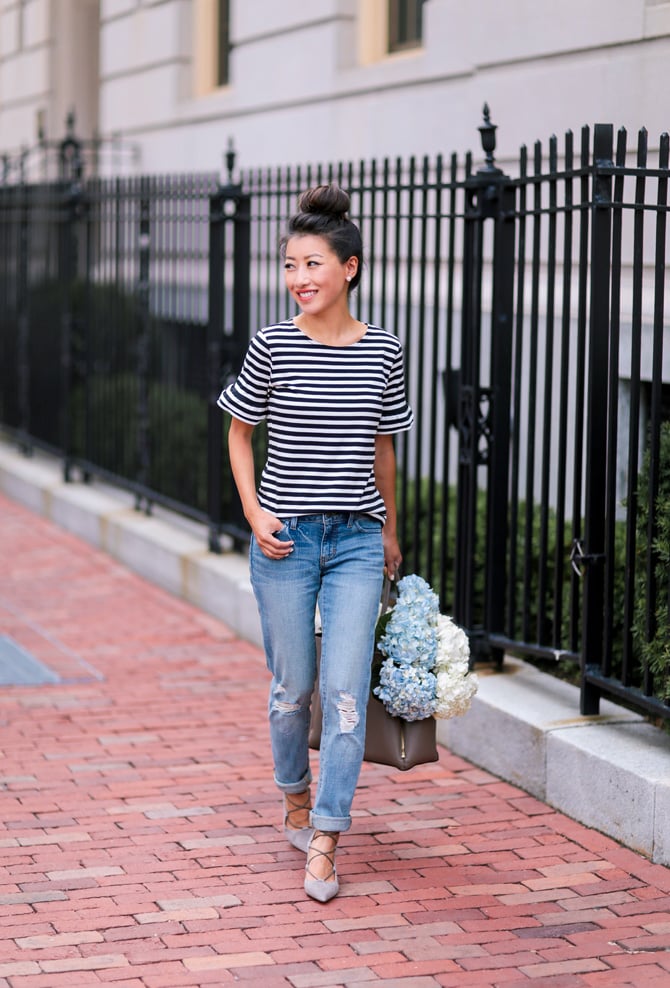 ruffle sleeve tee boyfriend jeans casual outfit