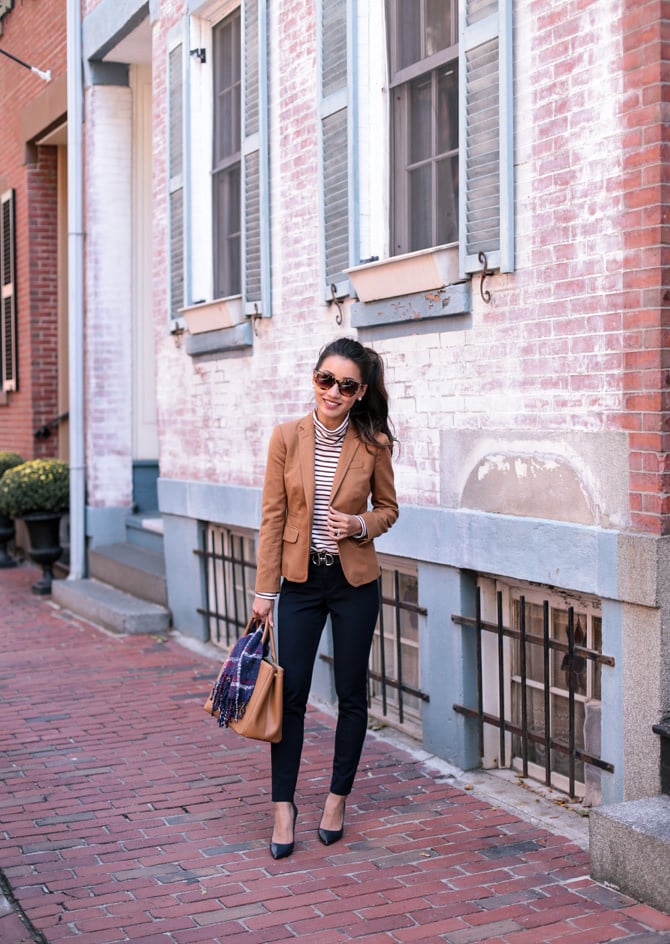 striped tissues turtleneck professional outfit ideas