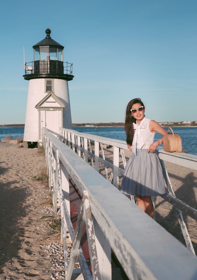 brant point lighthouse nantucket classy summer outfit