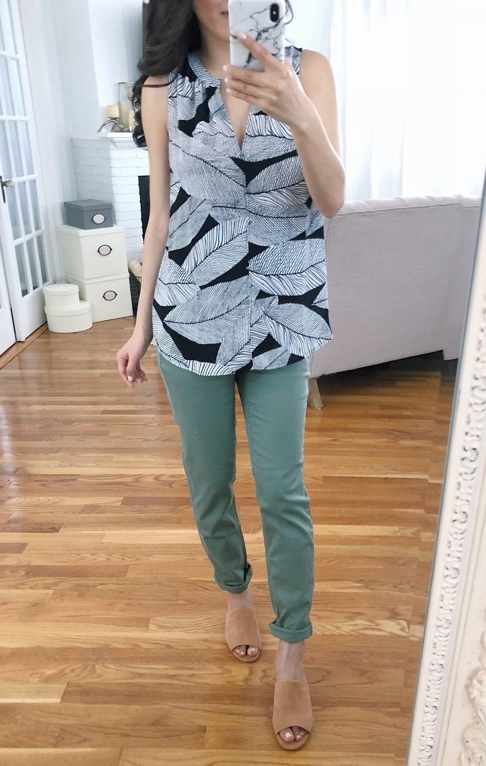 olive green pants outfit for petite women