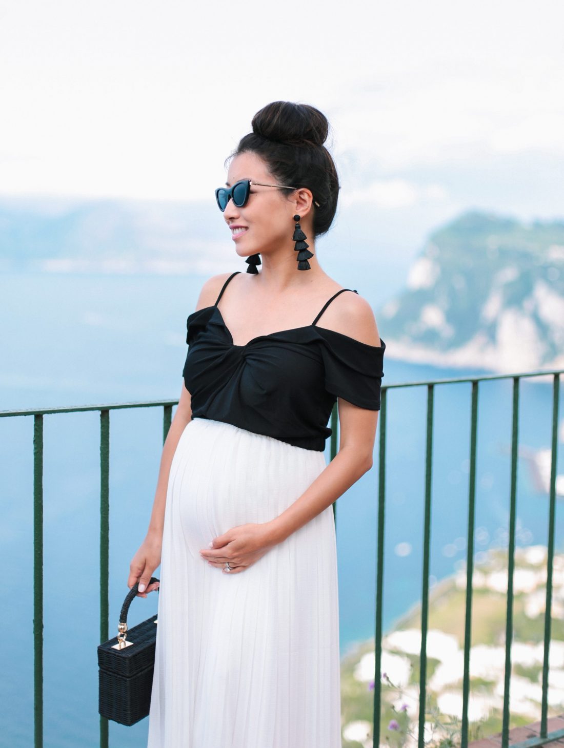 stylish maternity clothing third trimester outfits