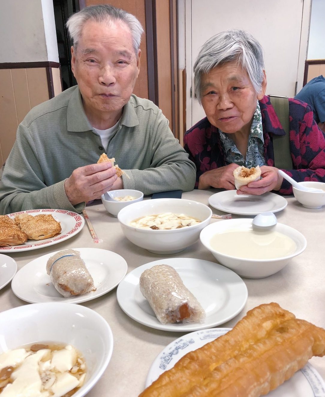 huge tree taiwanese chinese breakfast montery park