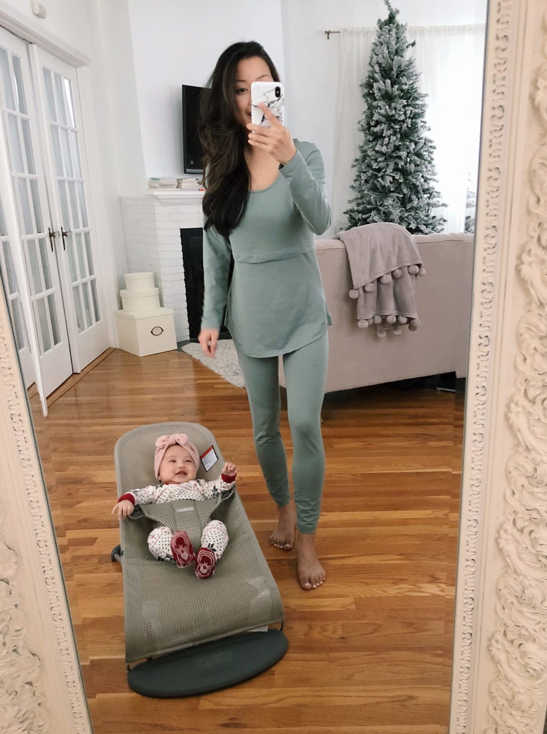 baby registry must have products baby bjorn bouncer