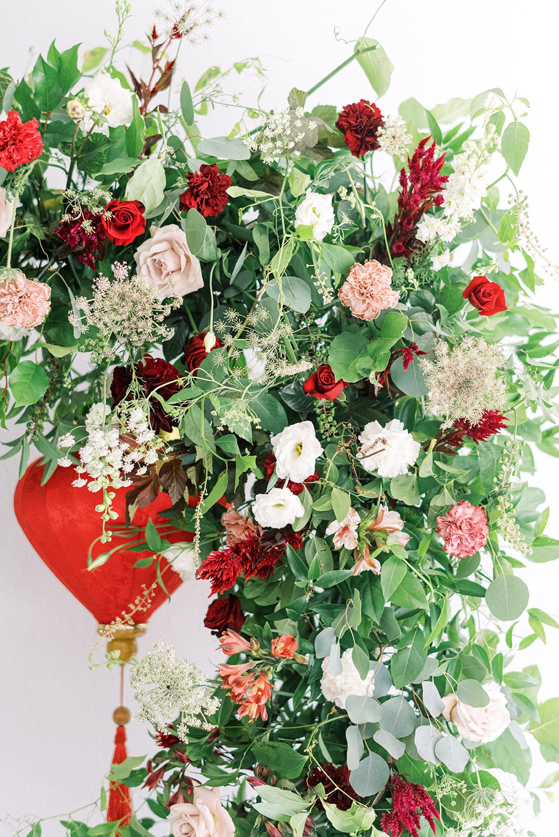los angeles wedding florals flower arch