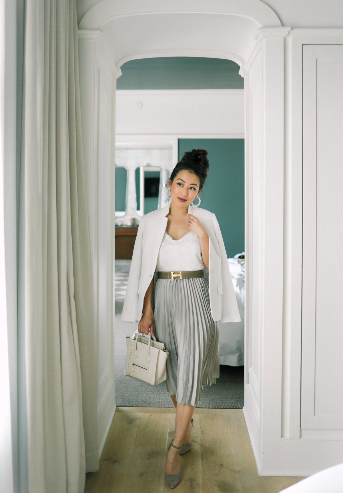 pleated skirt office work outfit petite style