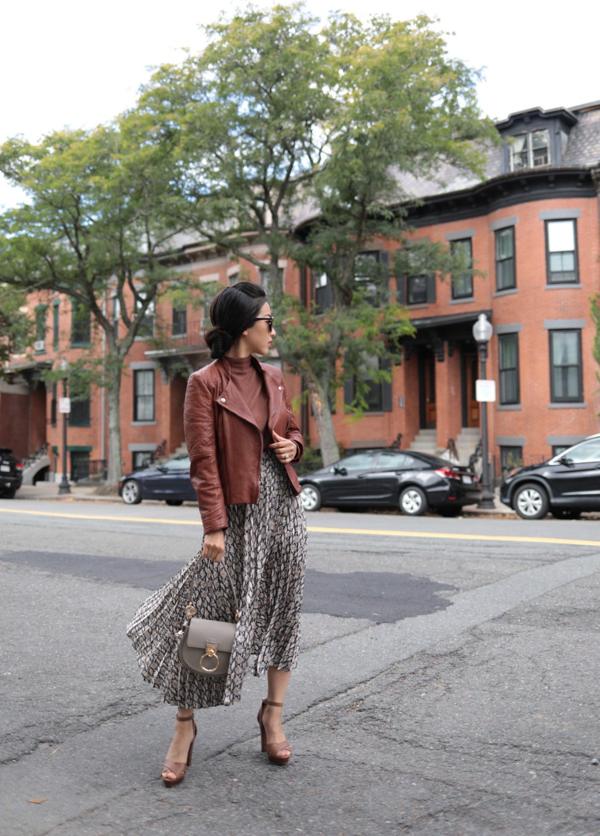 chloe small tess bag grey pebbled leather review