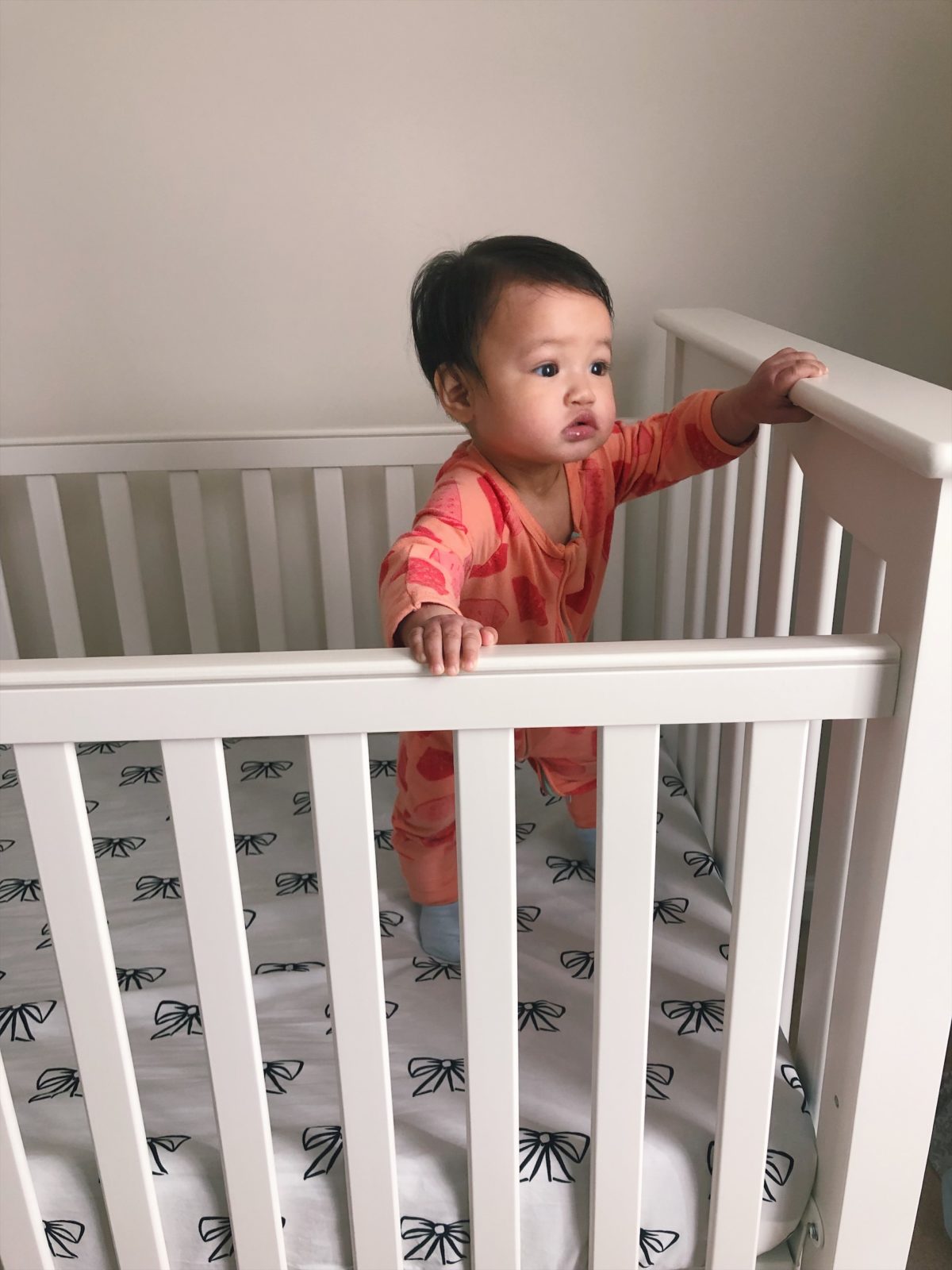 pottery barn petite short crib