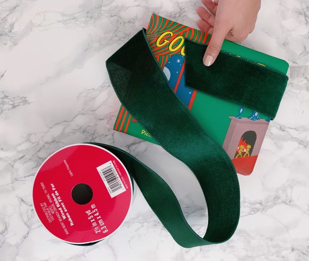 how to wrap a holiday bow with velvet ribbon