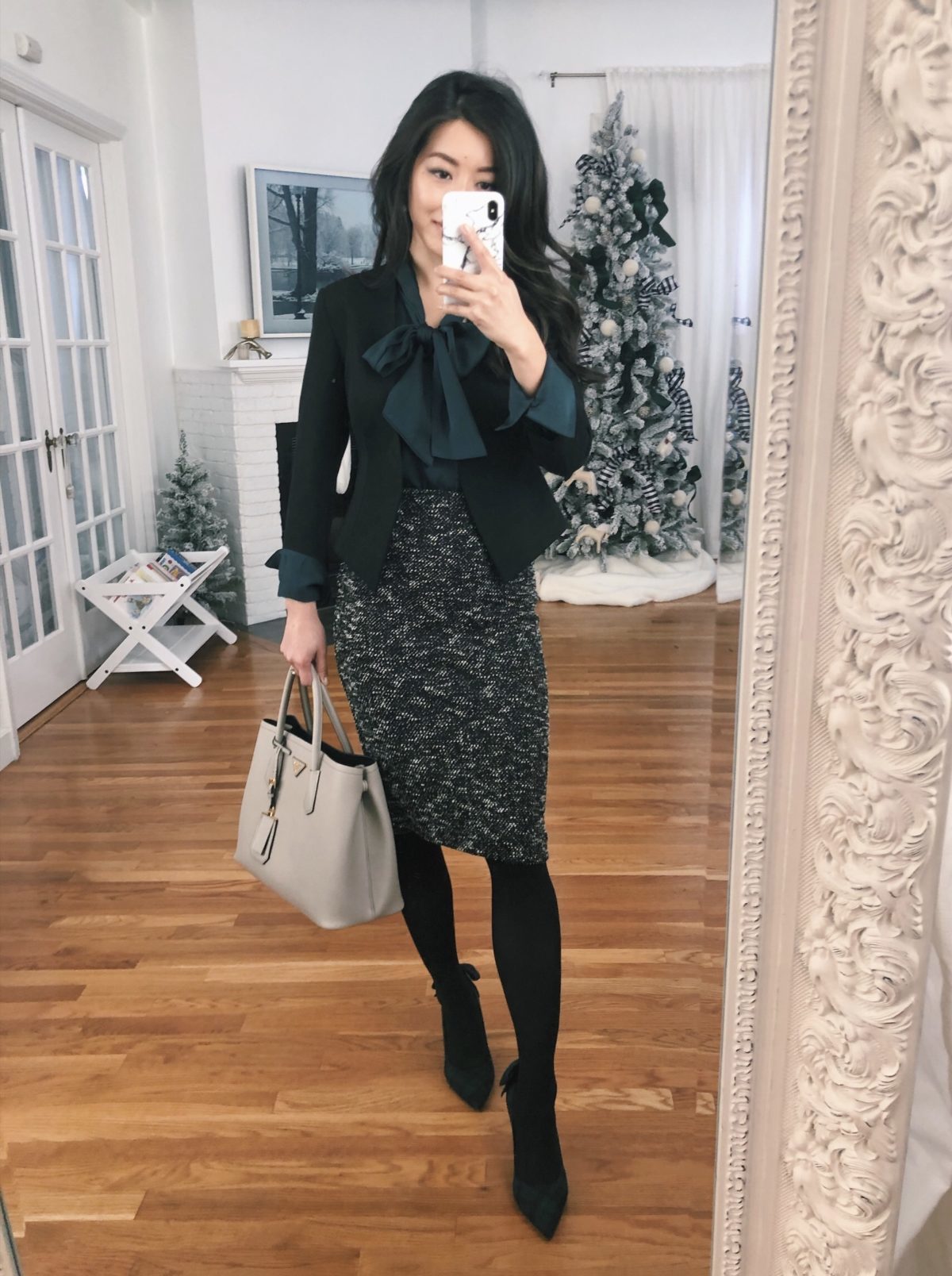 how to style black tights 