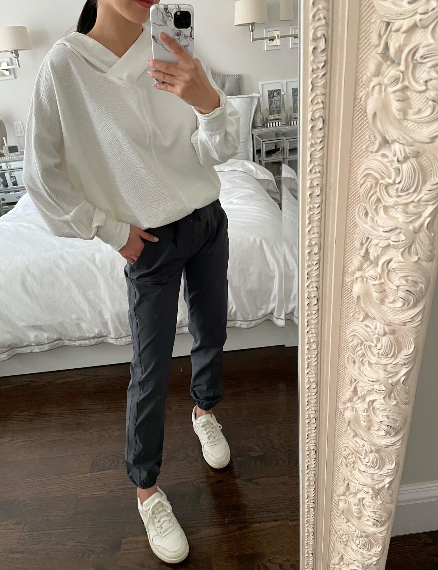 petite athleisure outfit hiking biking pants