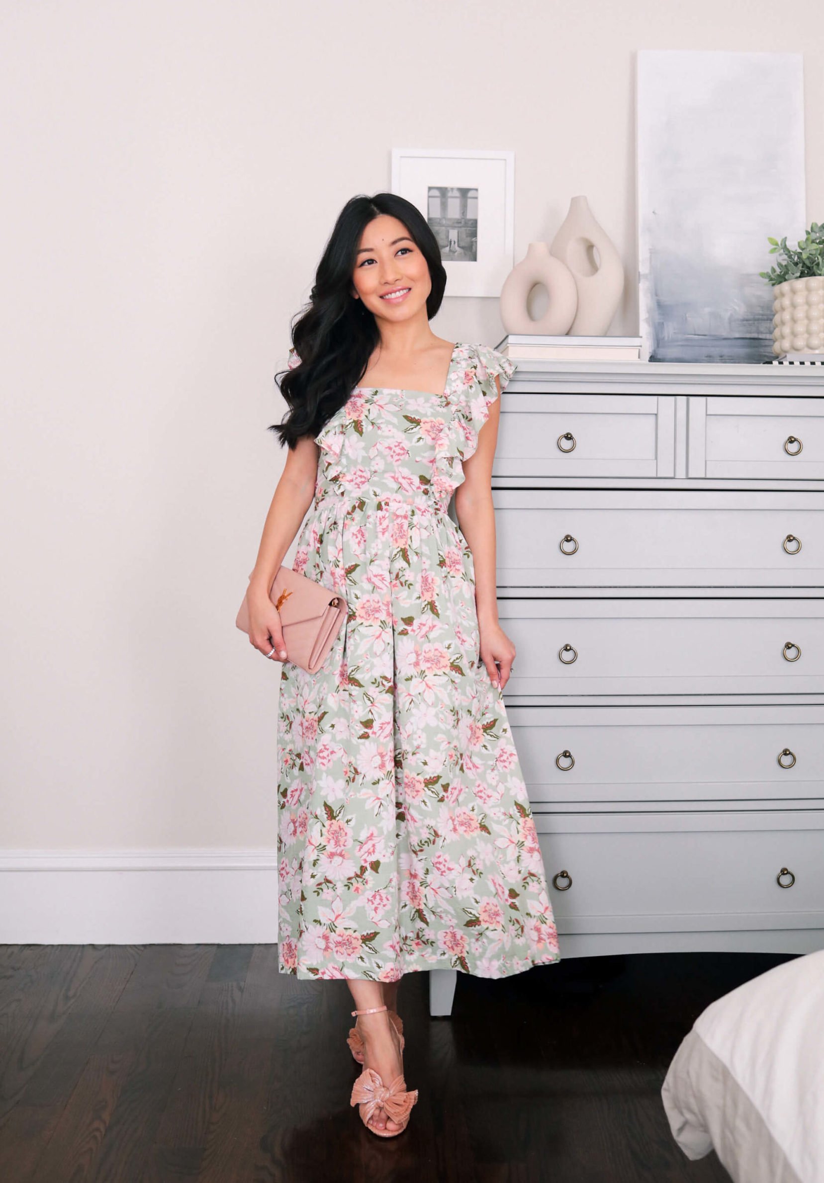 what to wear spring wedding guest floral tie back dress petites